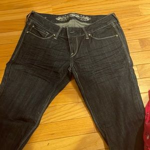 Dark blue EXPRESsS JEAN, size6s, great condition, looks like brand new.